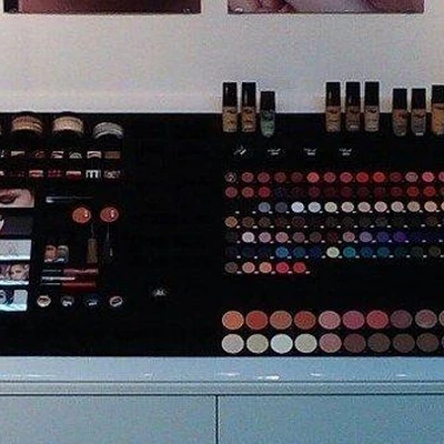 Brow Bar & Make-Up Butik в Великий новгороде Новгородская область, Великий Новгород, улица Кочетова, 13/31, 1 этаж