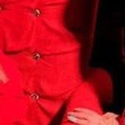 Красивые люди в Магадане улица Набережная реки Магаданки, 55