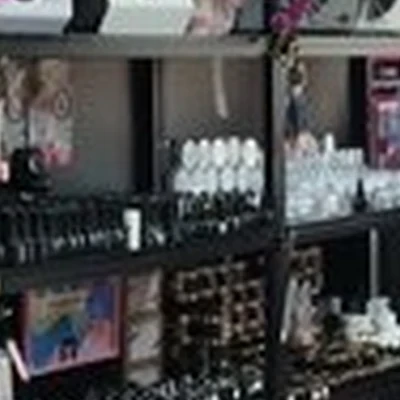 Medea nail shop