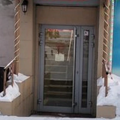 Барбарис в Мурманске улица Полярные Зори, 33/1