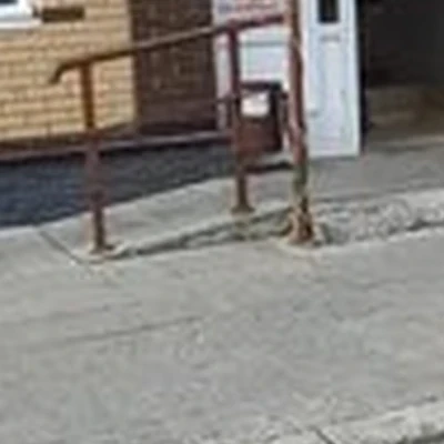 London в Лангепасе улица Ленина, 37в