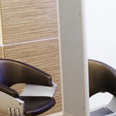 Парикмахерская на бульваре Трудящихся, 35 к 3 в Колпино