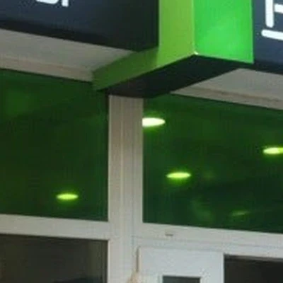 Paul Mitchell в Симферополе Россия, Республика Крым, Ялта, улица Чехова, 2