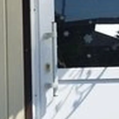 Островок красоты в Ялуторовске Железнодорожный переулок, 4