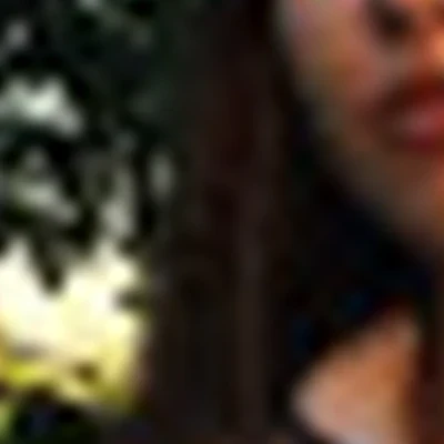 Алёна Хухрий