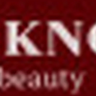 SHE KNOWS beauty (Studio Alena Feyst)