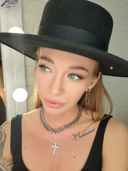 &