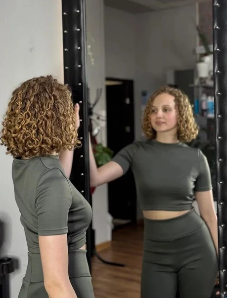 &