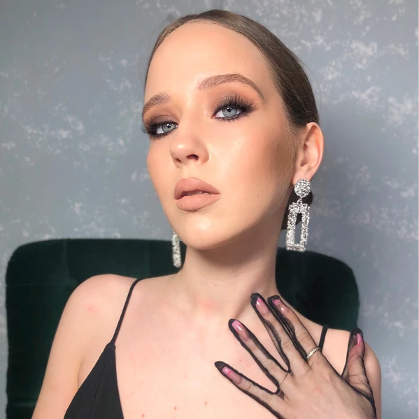 &