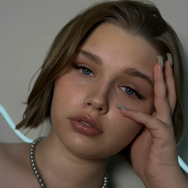 &