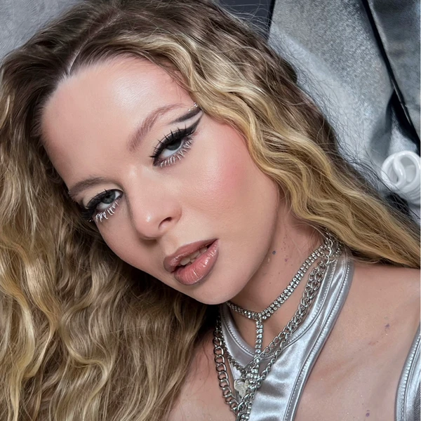 &