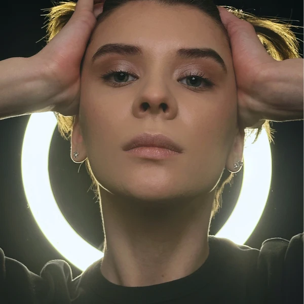 &
