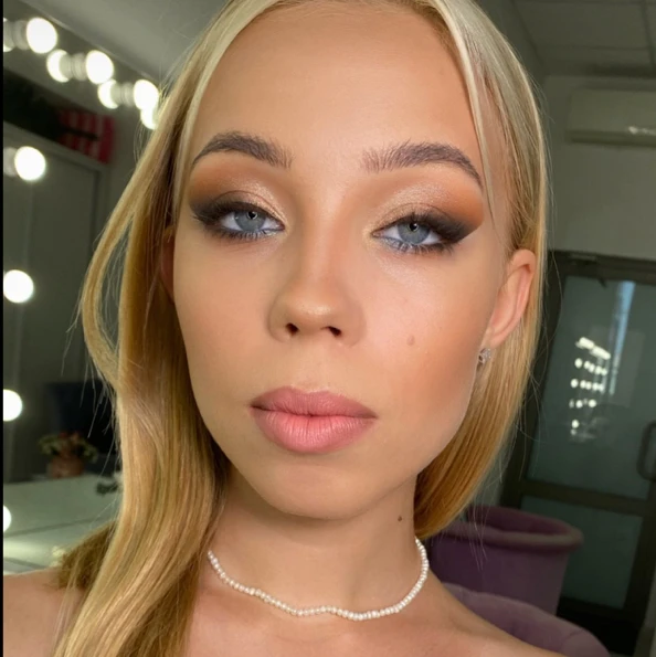 &