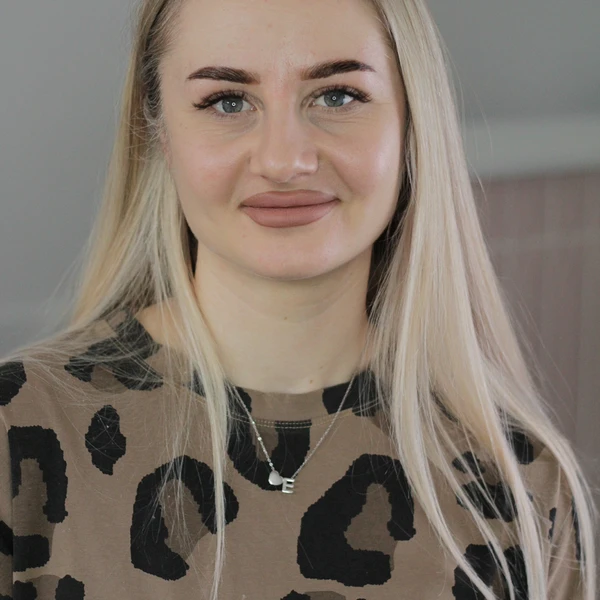 &