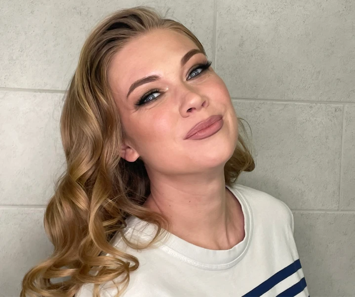&