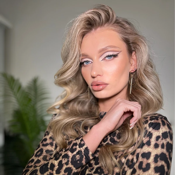 &
