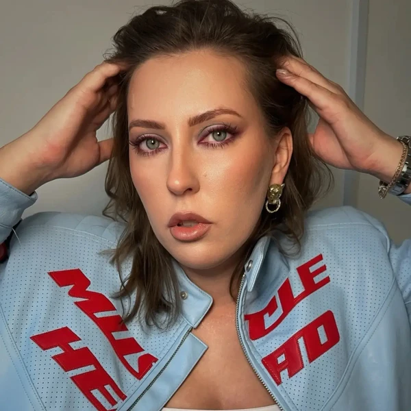 &
