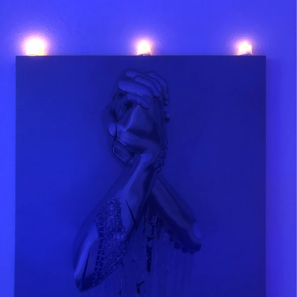 &