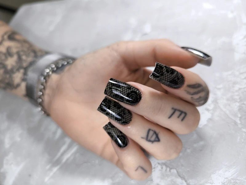 &