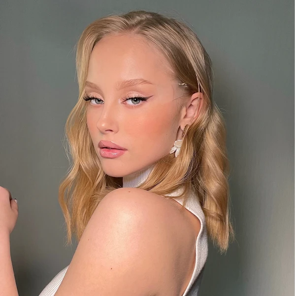 &