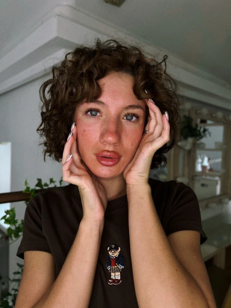 &