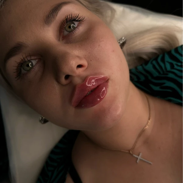 &