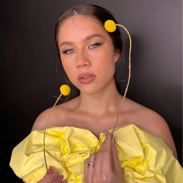 &
