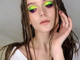 &