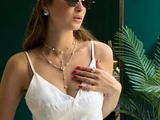 &