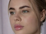 &