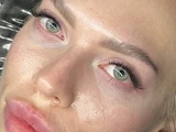 &