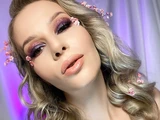 &