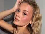 &