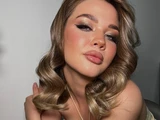 &