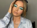 &