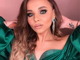 &