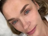 &