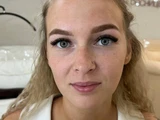 &