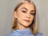 &