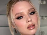 &