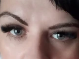 &