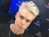 &