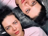 &