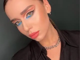 &