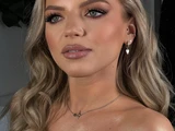 &