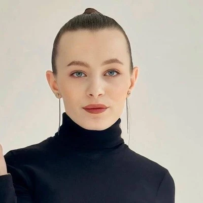 Веселова Галина