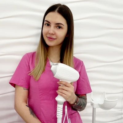 Полина