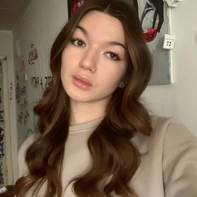 Шарипова Арина