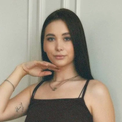 Яна