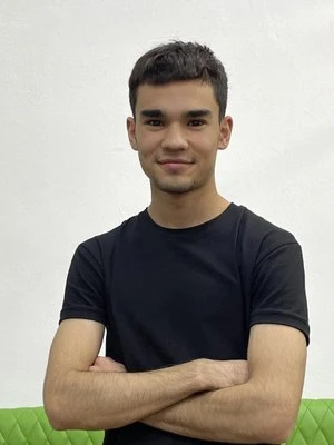 Далер Азизов